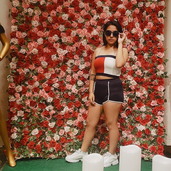 Meet your Posher, Alex - Picture 1 of 1